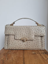 Load image into Gallery viewer, Vintage Oyster Ostrich Leather Skin Bag