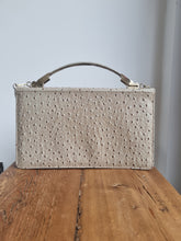 Load image into Gallery viewer, Vintage Oyster Ostrich Leather Skin Bag
