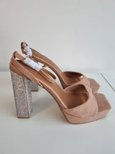 Load image into Gallery viewer, BNWT ASOS Design Diamonte Chunky Ladies Heels 7