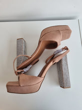 Load image into Gallery viewer, BNWT ASOS Design Diamonte Chunky Ladies Heels 7