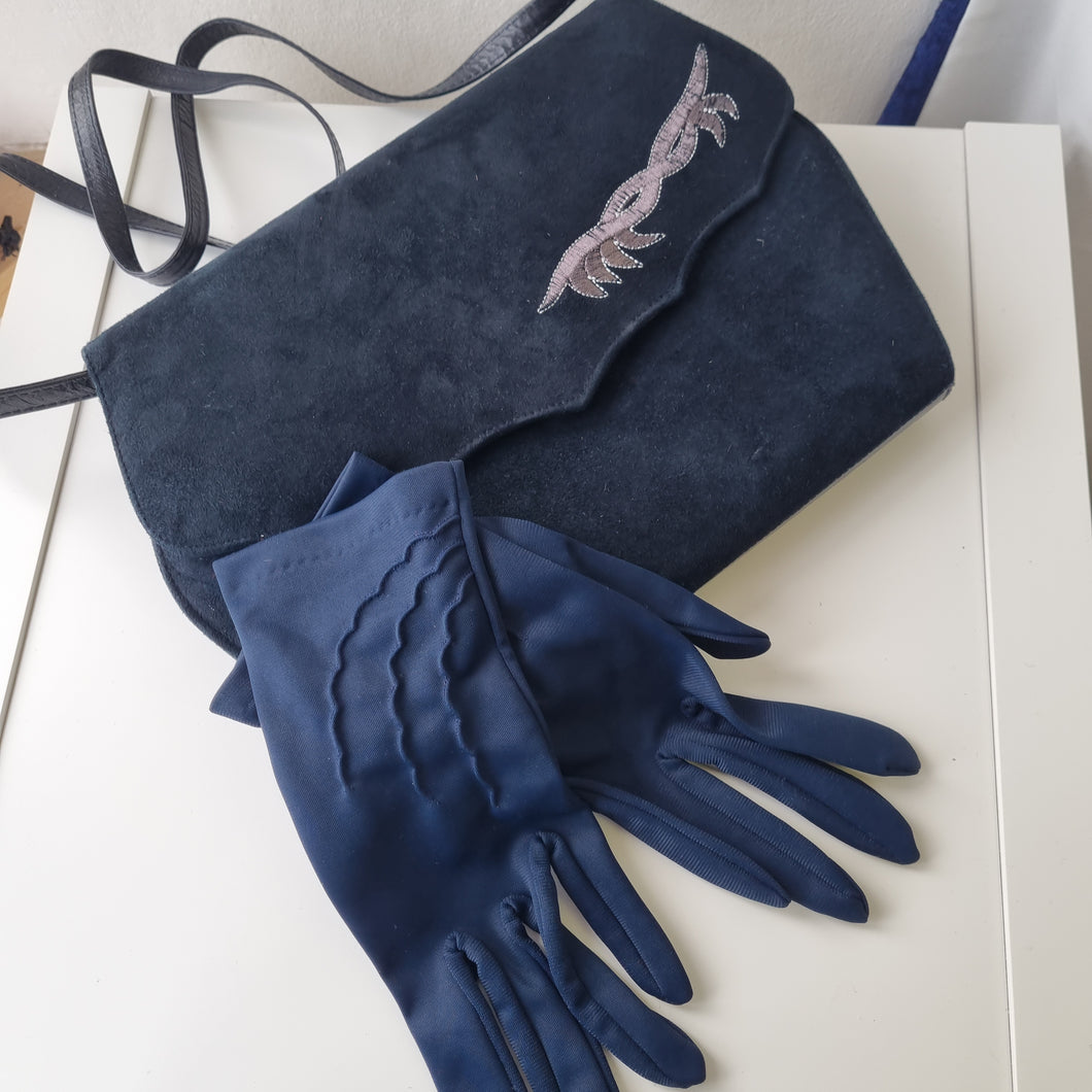 Vintage Navy Suede 80s bag with gloves
