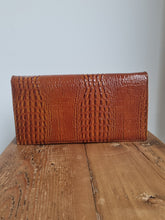 Load image into Gallery viewer, Vintage Medium Brown Croc Leather Bag
