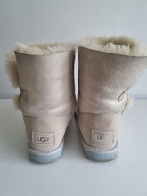 Load image into Gallery viewer, UGG Cream Swarovski Boots 6.5
