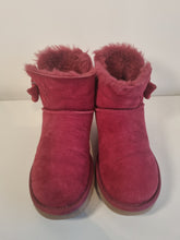 Load image into Gallery viewer, UGG Red Bow Slipon Boots 6.5
