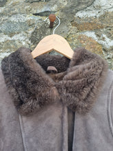 Load image into Gallery viewer, Vintage Shearling Brown Collar Coat 10
