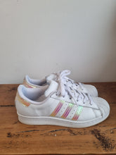 Load image into Gallery viewer, Adidas Superstar Pearl Ladies Trainers 5.5
