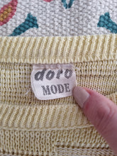 Load image into Gallery viewer, Vintage Knitted Cotton Mix Butter Yellow Geo Texture Jumper 12

