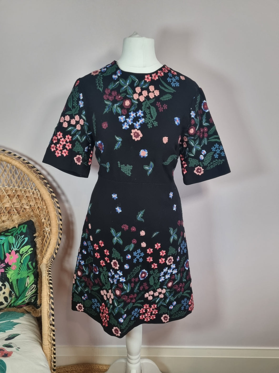 Zara Women Embroidered Floral Black Dress S