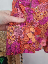 Load image into Gallery viewer, 1970s Vintage Handmade Boho Floral Hippy Ladies Shirt 10
