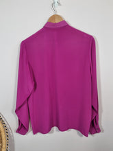 Load image into Gallery viewer, Aquascutum Vintage Pintuck Fuchsia Collared Ladies Shirt 12
