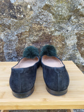 Load image into Gallery viewer, Anthropolgie Pom Pom Black Ballet Ladies Flats Size 4 37
