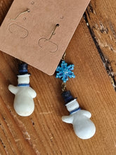 Load image into Gallery viewer, Vintage Hanging Waving Snowmen Earrings
