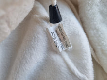 Load image into Gallery viewer, Arctic Faux Fur White Trapper Hat
