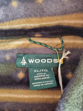 Load image into Gallery viewer, Woods Green Stripe Vintage Fleece XL
