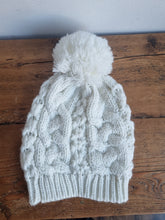 Load image into Gallery viewer, Dorothy Perkins Cream Cable Knit Embellished Hat
