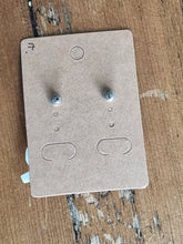 Load image into Gallery viewer, Vintage Tophat Snowmen Earrings
