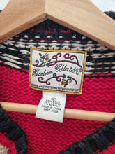 Load image into Gallery viewer, Vintage Heirlooms Collectibles Chunky Cottagecore Knit L
